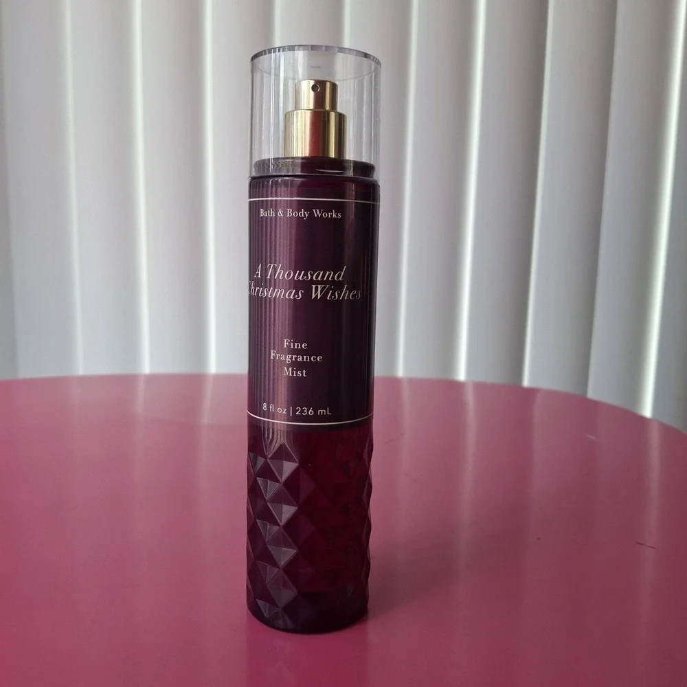 Bath & Body Works A THOUSAND CHRISTMAS WISHES Fine Fragrance Mist 8 oz